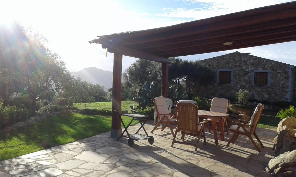 Stazzu Gallurese Villa Portisco Exterior photo